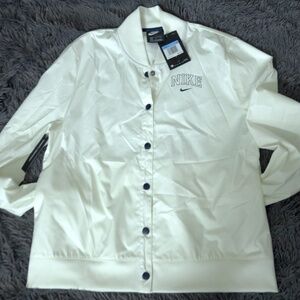 NIKE SPORTSWEAR WOMEN'S SAIL MIDNIGHT NAVY VARSITY JACKET (AR3763-133)